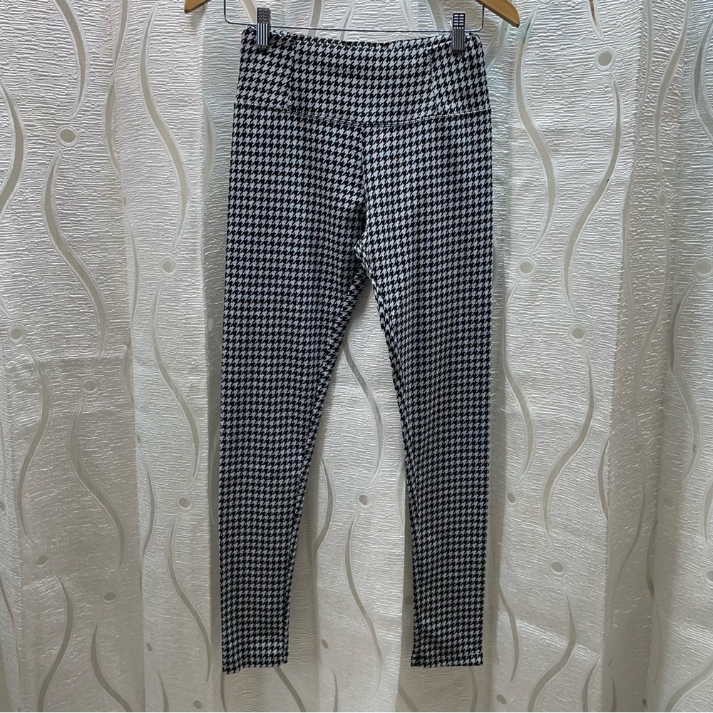 Mid Houndstooth Leggings Women small Black White Excellent‎ Mid Rise Stretch